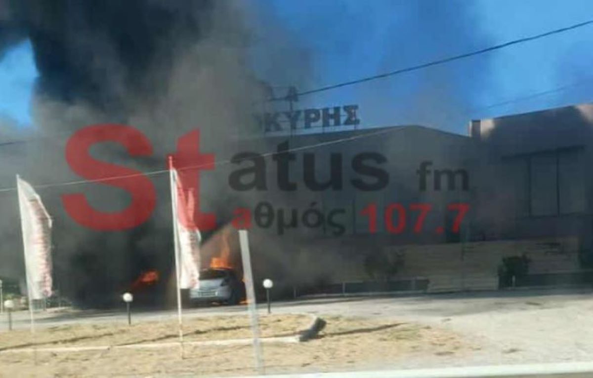 Φωτιά σε εργοστάσιο επίπλων στη Θεσσαλονίκη