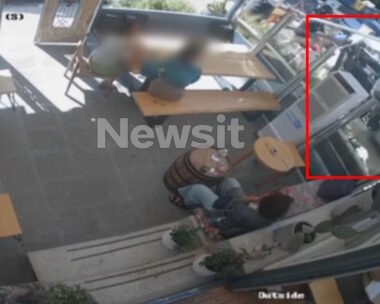Πτώση γερανού στη Γλυφάδα