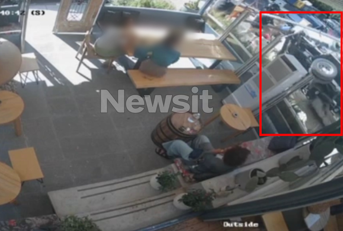Πτώση γερανού στη Γλυφάδα