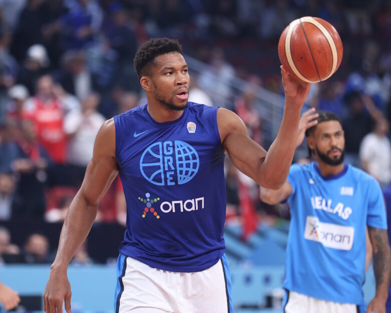 Ελλάδα – Τουρκία live για τα ημιτελικά του Eurobasket 2025