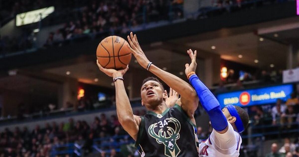 Carmelo Anthony replied to Yannis Antetokounbos: “Come to work”