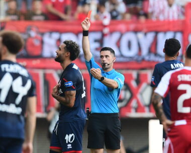 Η κόκκινη κάρτα στον Γκριν