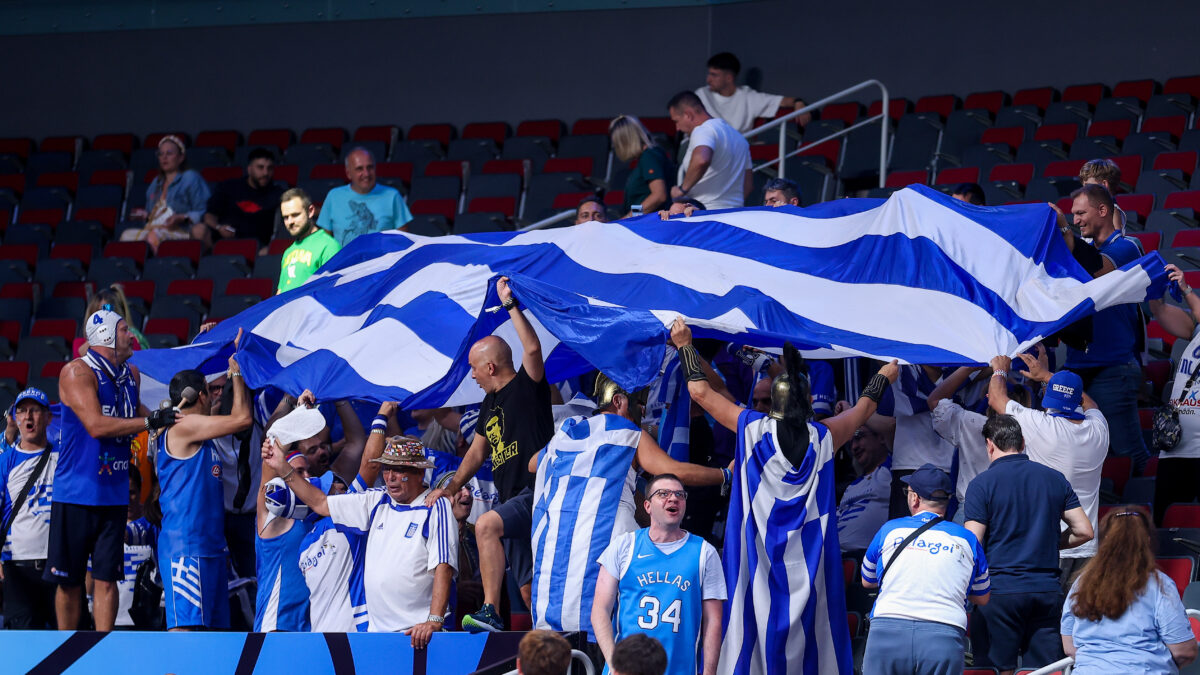 Ελληνες φίλαθλοι στη Ρίγα