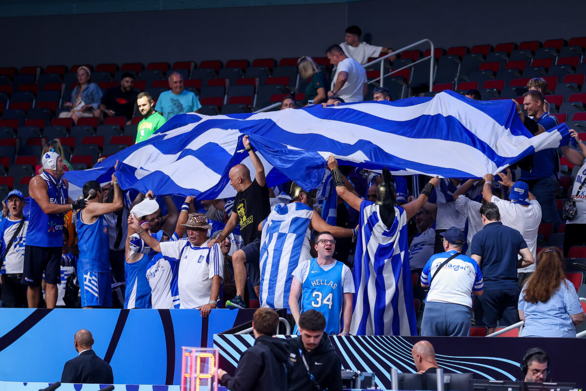 Ελληνες φίλαθλοι στη Ρίγα