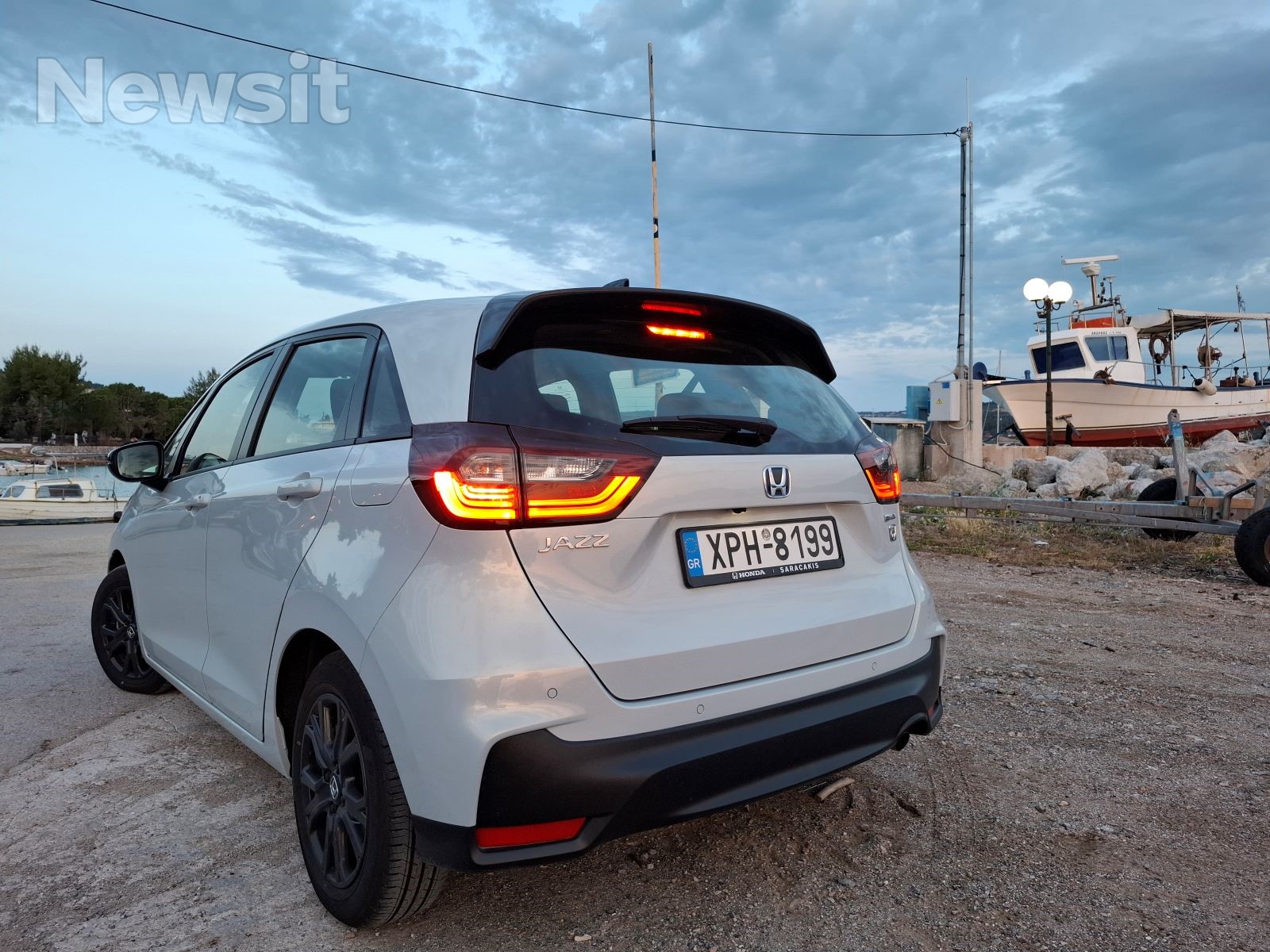 Honda Jazz e:HEV – Δοκιμή: Κατανάλωση σαν σκούτερ και πρακτικό σαν βαν!