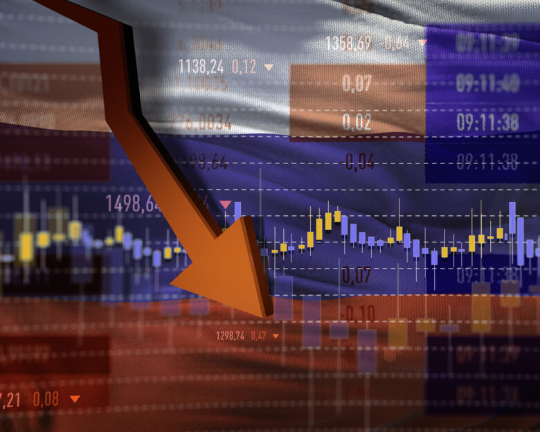 Η Ρωσία μειώνει το βασικό επιτόκιο στο 17%, αψηφώντας τις εκκλήσεις για ταχύτερη χαλάρωση