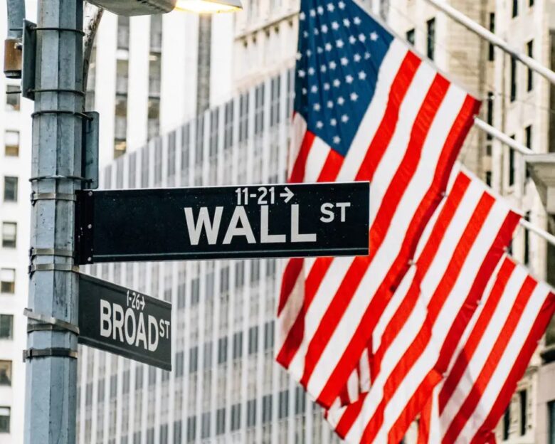 Wall Street: Ο Nasdaq σε ιστορικά υψηλά, κερδοφόρα εβδομάδα για τον S&P 500 εν όψει Fed