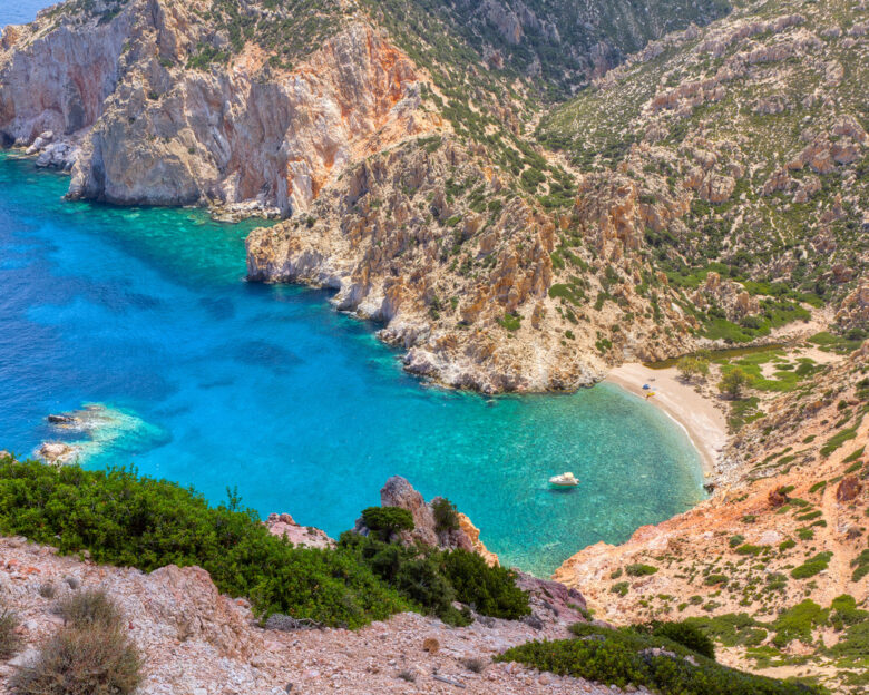 Η Πολύαιγος μπαίνει σε καθεστώς απόλυτης προστασίας – Το σχέδιο του ΚΑΣ για το ακατοίκητο νησί