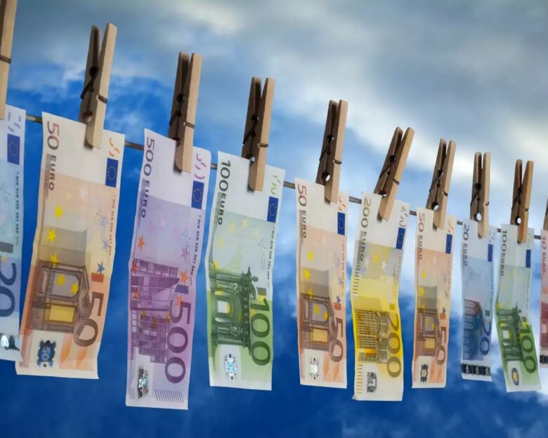 Ξέπλεναν μαύρο χρήμα μέσω στοιχηματικών – Στο μικροσκόπιο ακόμα και διευθυντές υπουργείων και δημόσιων υπηρεσιών