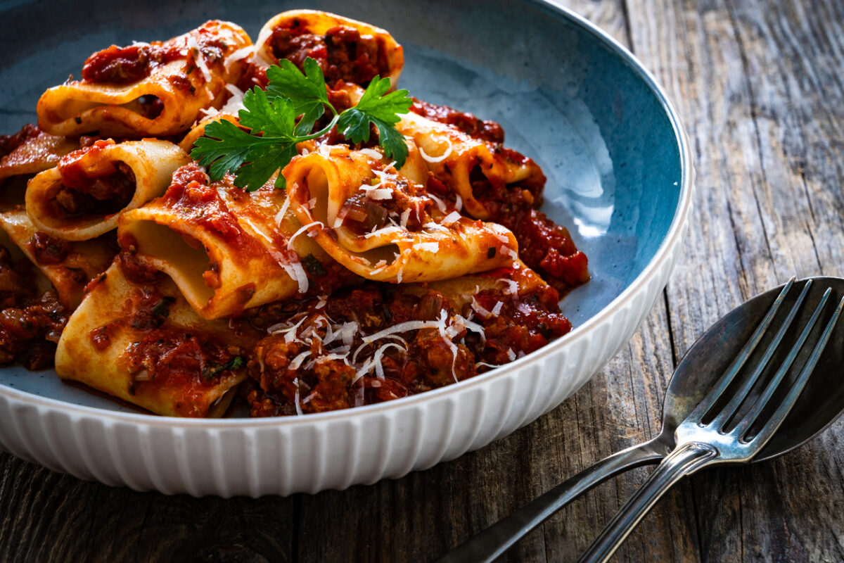 Paccheri με ραγού λουκάνικου