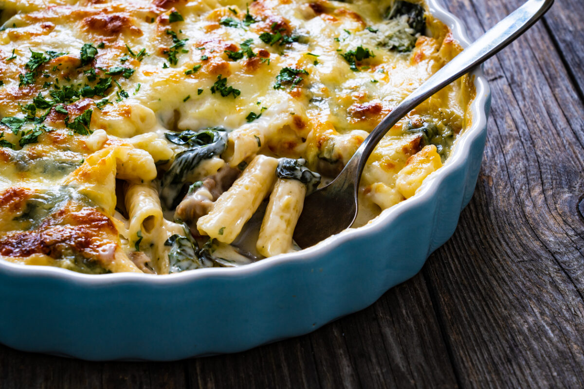 Mac & Cheese με σπανάκι και μαϊντανό