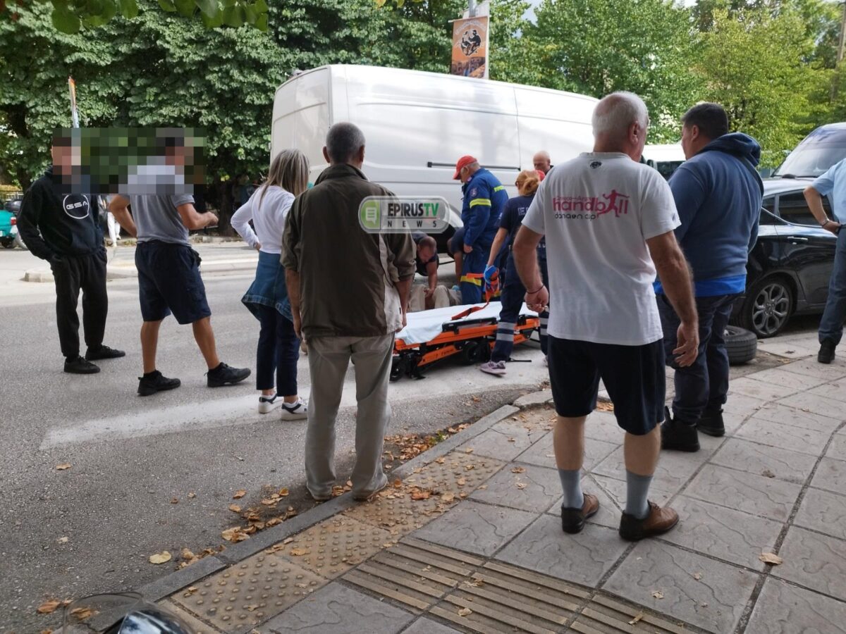 Το σημείο του τροχαίου στα Ιωάννινα με την παράσυρση πεζού