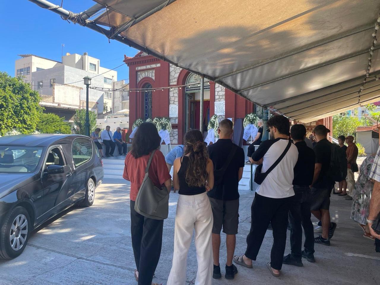 Κηδεία 86χρονης Τιτίκας στην Πάτρα