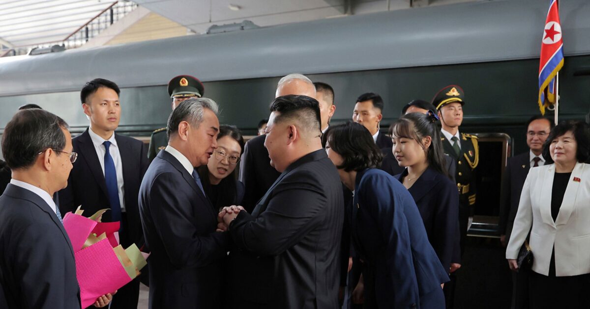 Kim Ju-E: Kim Jong-Un’s daughter who accompanies him in Beijing-the speculations about succession