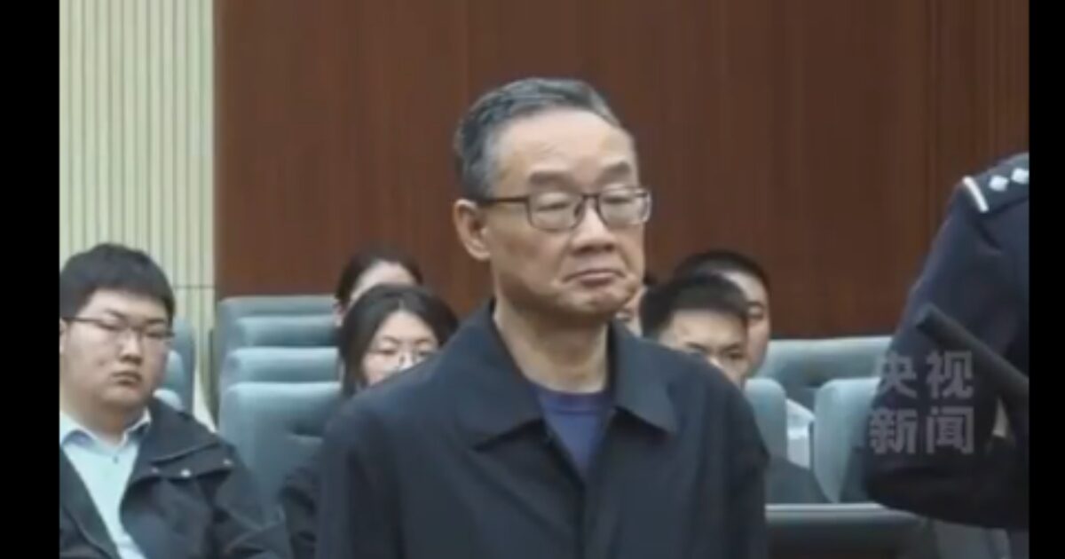 China: Former Minister was sentenced to death for corruption and bribery