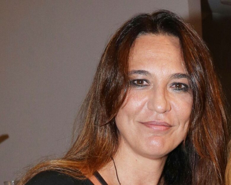 Η Κωνσταντίνα Μπεκιάρη για τον χωρισμό της από τον Βασίλη Μπισμπίκη: «Ήταν βίαιο όταν με κυνηγούσαν οι δημοσιογράφοι για μία δήλωση»