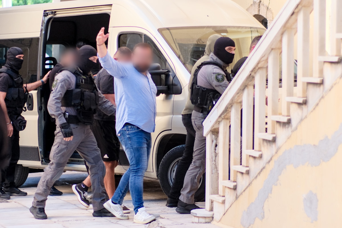 Οι συλληφθέντες στα δικαστήρια Χανίων