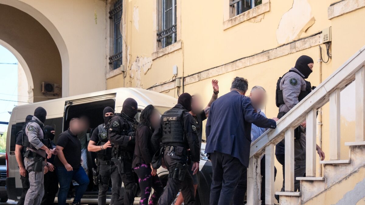 Μεταγωγή συλληφθέντων