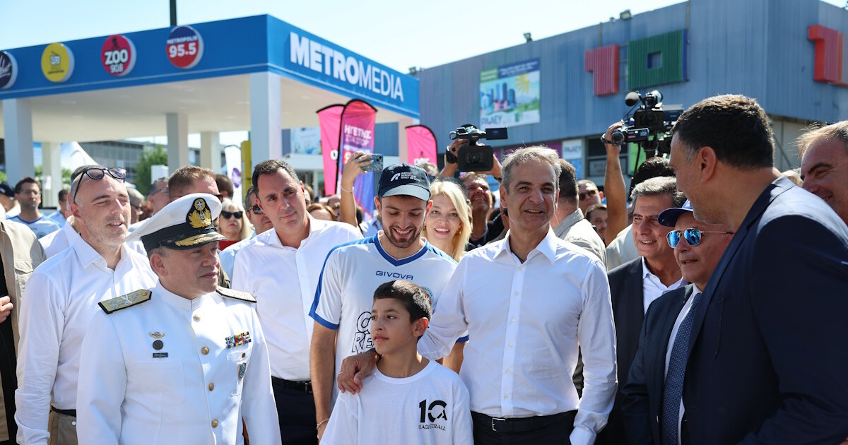 Kyriakos Mitsotakis: The national basketball jersey with his name and I learned what you made prediction “by Vasilis Kikilia