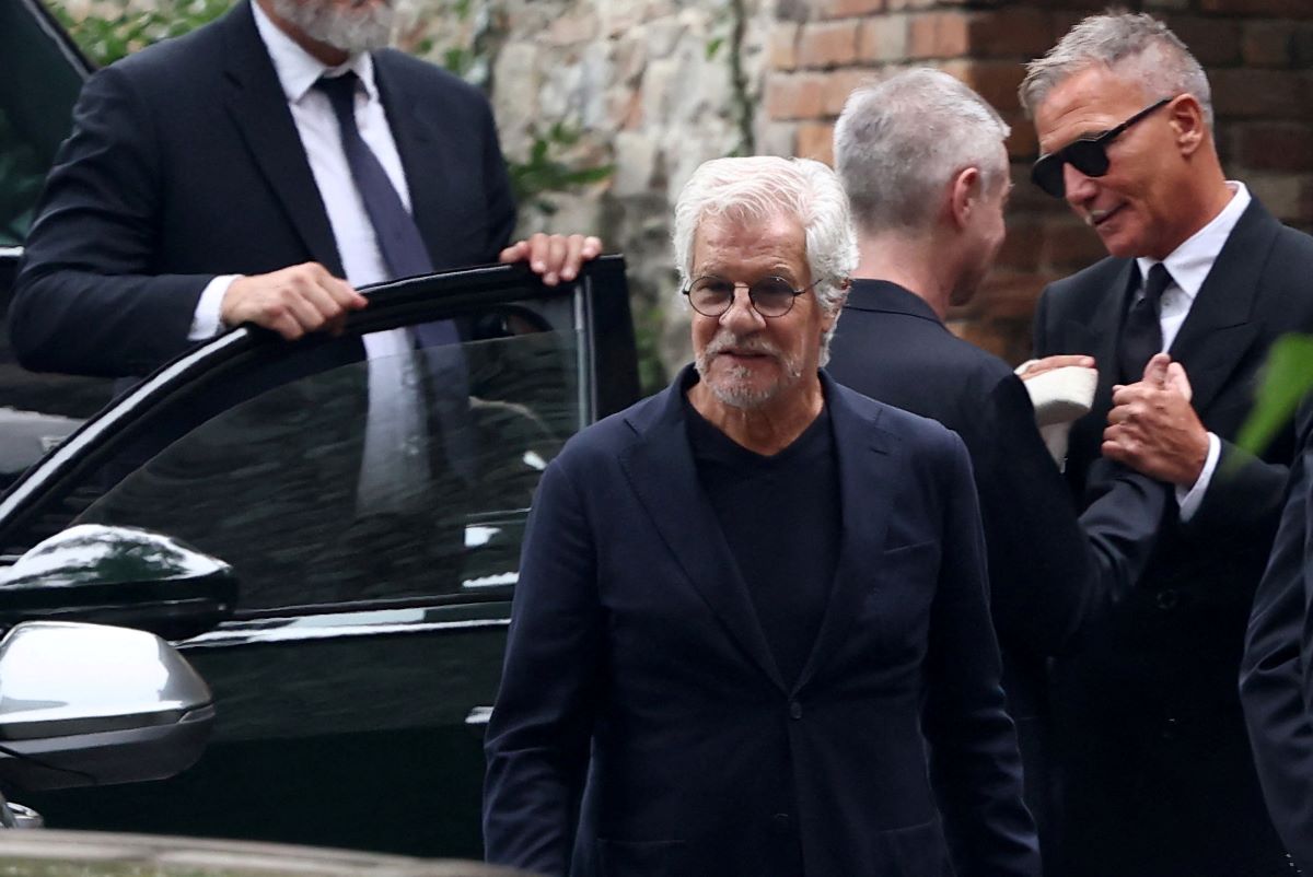 Ο Λέο Ντελ ‘Όρκο στην κηδεία του Τζόρτζιο Αρμάνι