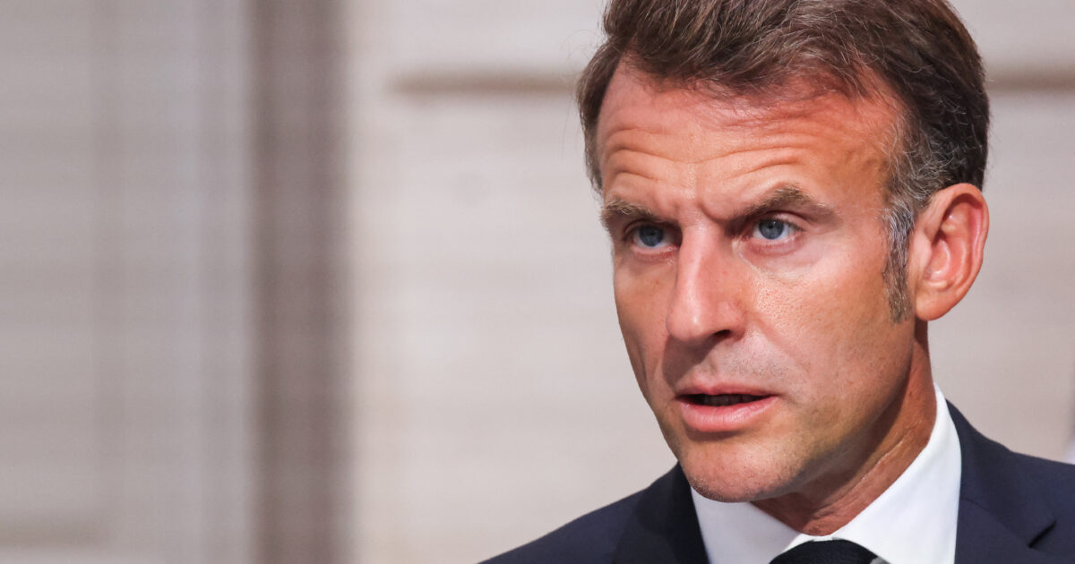 France: Emmanuel Macron in a road race to save his five years after the fall of government