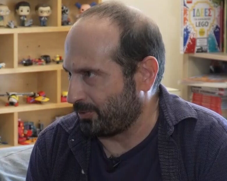 Μάνος Βουλαρίνος για Νατάσσα Μποφίλιου: «Μου φάνηκε αστείο που προβάλλει το σώμα της με μαγιό και ταυτόχρονα ρουφιέται»