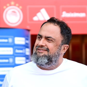 Ο Βαγγέλης Μαρινάκης στο «Γ. Καραϊσκάκης» (ΓΙΩΡΓΟΣ ΜΑΤΘΑΙΟΣ