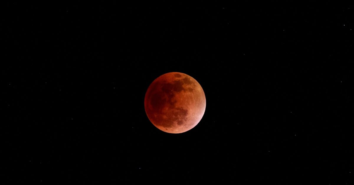 Time -Lapse video with “Bloody Moon” – impressive pictures from around the world