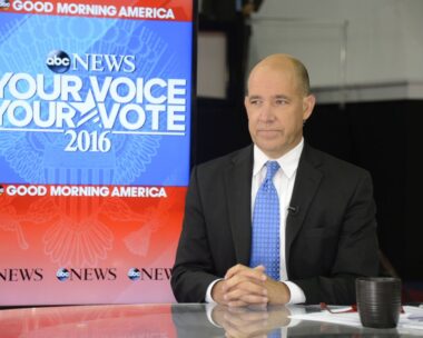 ο πολιτικός αναλυτής του MSNBC Matthew Dowd