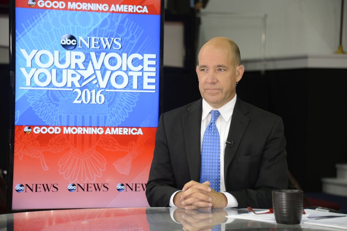 ο πολιτικός αναλυτής του MSNBC Matthew Dowd