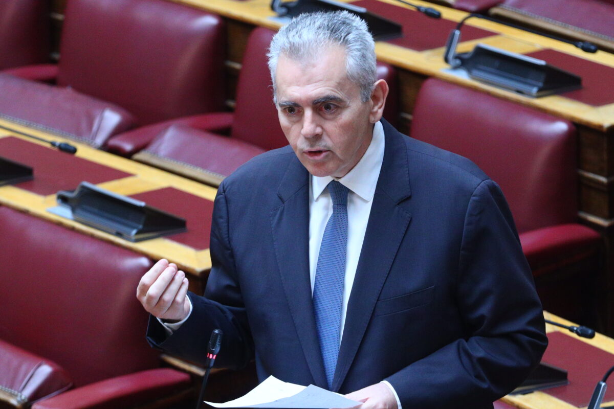 Ο Μάξιμος Χαρακόπουλος
