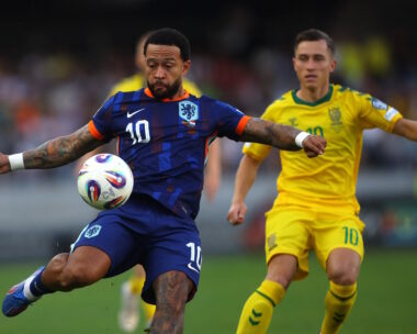 Ο Μέμφις Ντεπάι πέτυχε δυο γκολ στο Λιθουανία - Ολλανδία (ΦΩΤΟ REUTERS