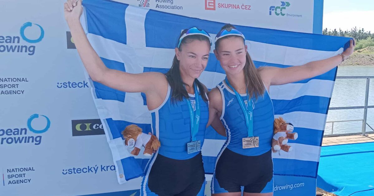 Paschalina Mouratidou and Gabriela Lioliou won the gold medal in the double light skip of the European Rowing Championship K23