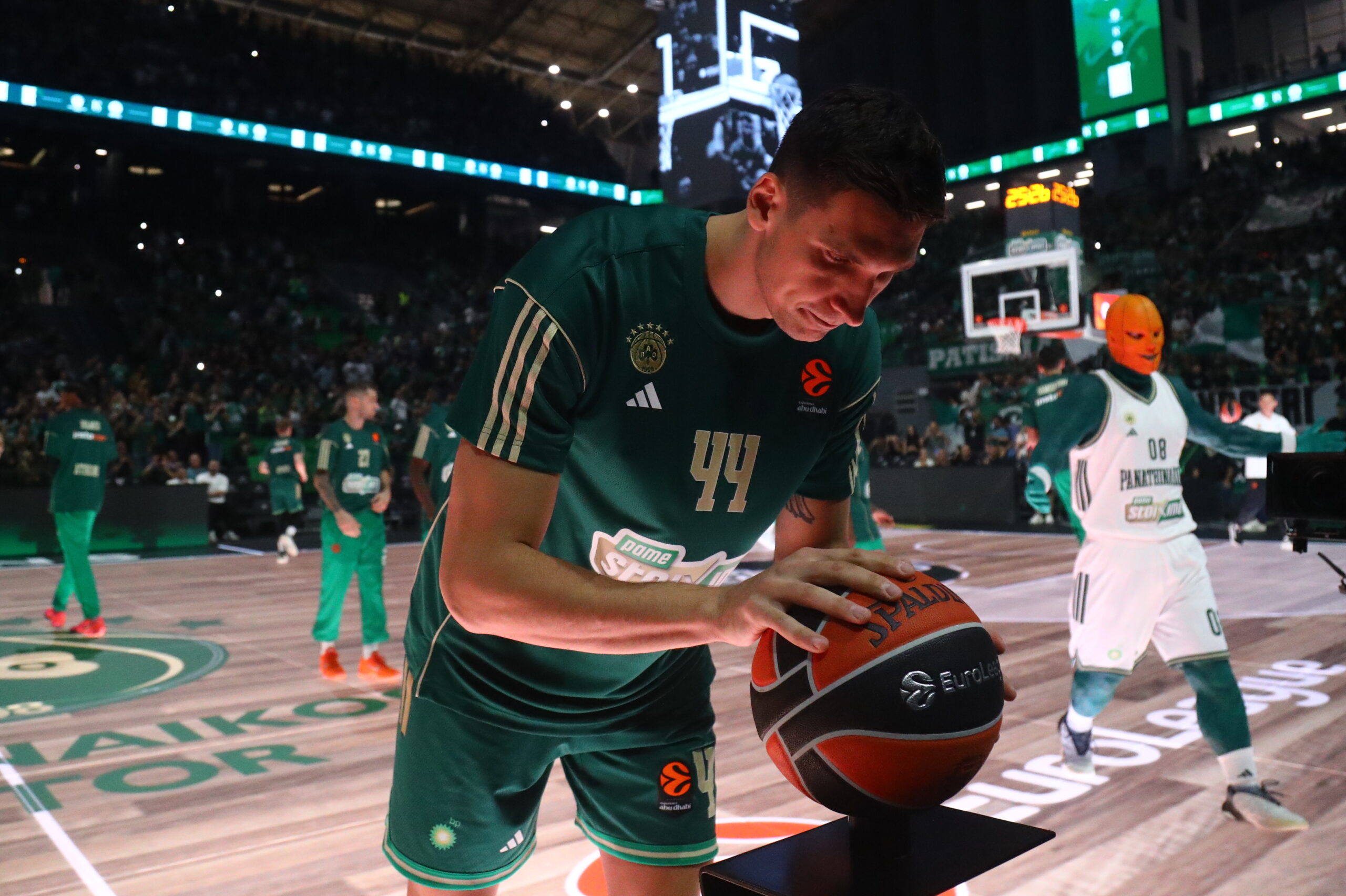 EUROLEAGUE 2025-2026 / ΠΑΟ - ΜΠΑΓΕΡΝ (ΜΑΡΚΟΣ ΧΟΥΖΟΥΡΗΣ / EUROKINISSI)