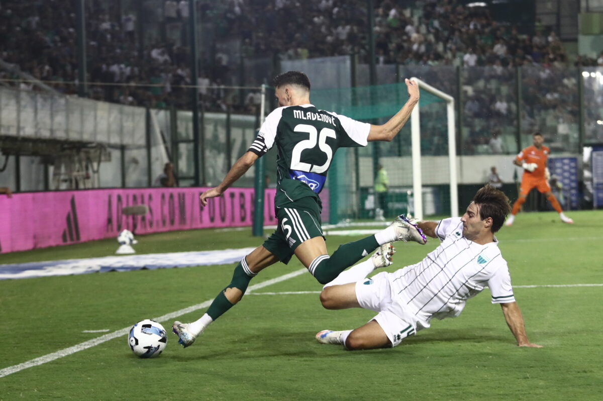 Ο Μλαντένοβιτς στην πρεμιέρα της Super League (ΣΩΤΗΡΗΣ ΔΗΜΗΤΡΟΠΟΥΛΟΣ