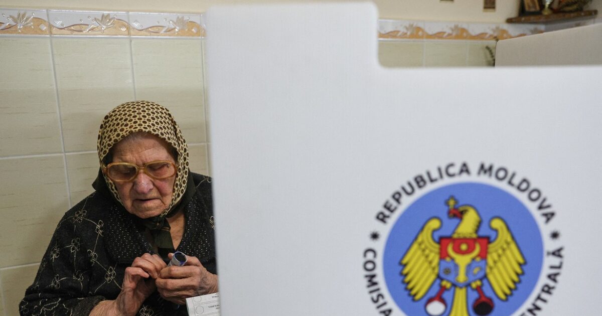 Elections in Moldova: Preceded by 40% of the ruling pro -European party