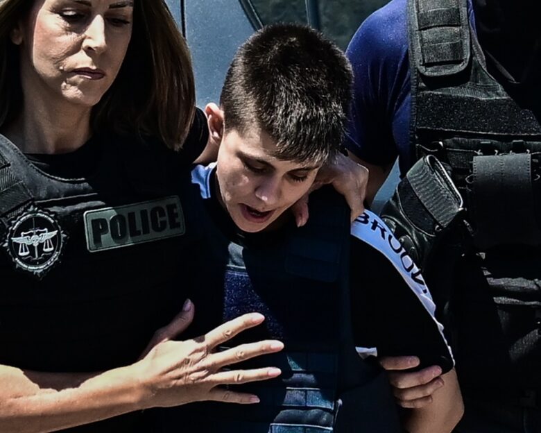Ειρήνη Μουρτζούκου: Οι κατασχέσεις τον κινητών τηλεφώνων της μητέρα και της γιαγιάς του Παναγιωτάκη και οι νέες καταθέσεις μετά το πόρισμα των ιατροδικαστών