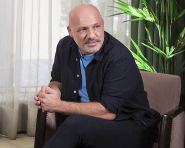 Νίκος Μουτσινάς