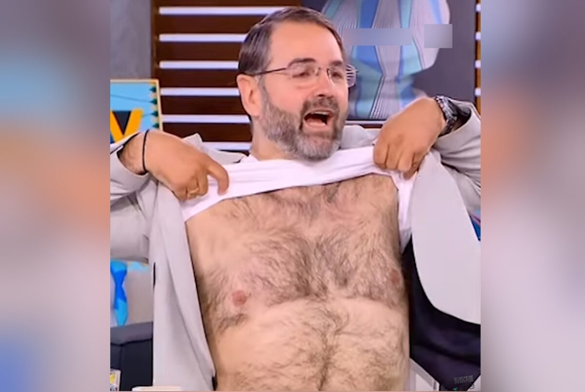 Ο Σταύρος Μπαλάσκας κατά τη διάρκεια της εκπομπής
