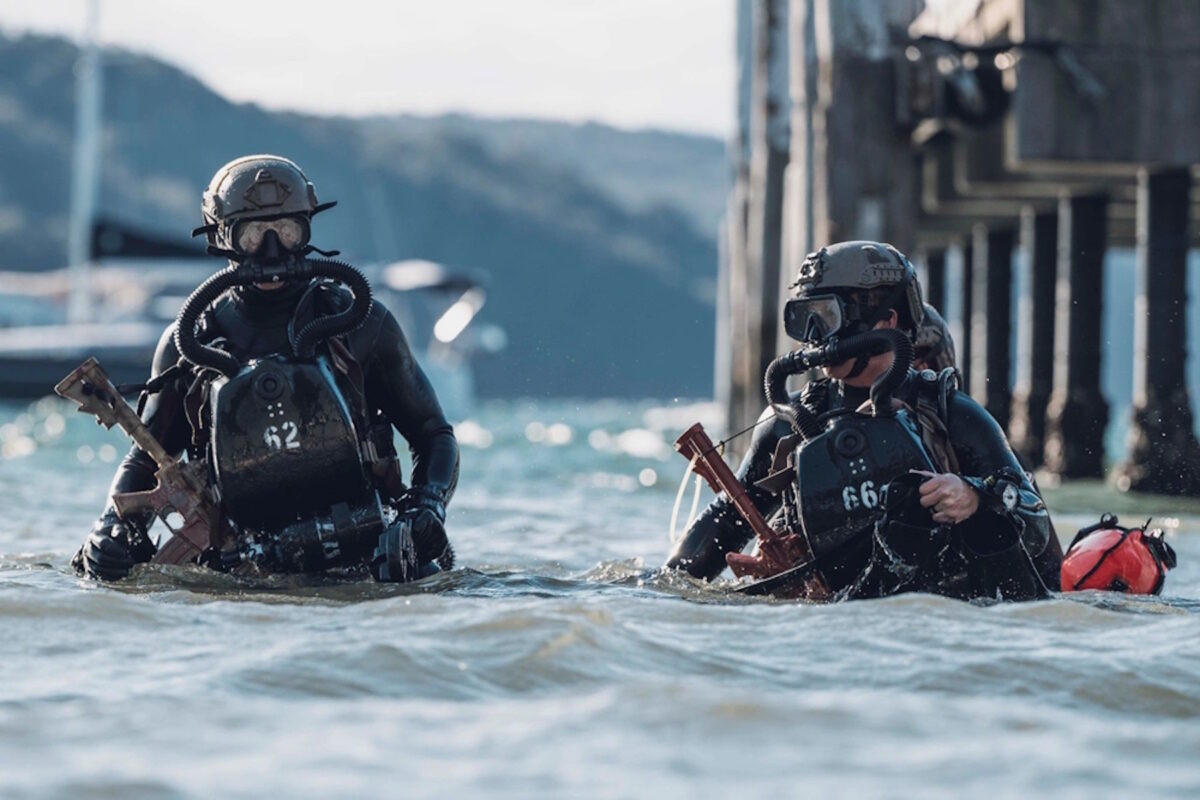 Αμερικανοί βατραχάνθρωποι - μέλη των U.S Navy SEALs