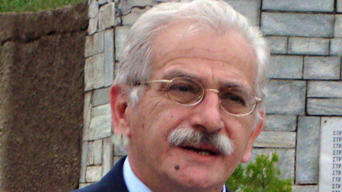 Ο Νίκος Παπαδάκης