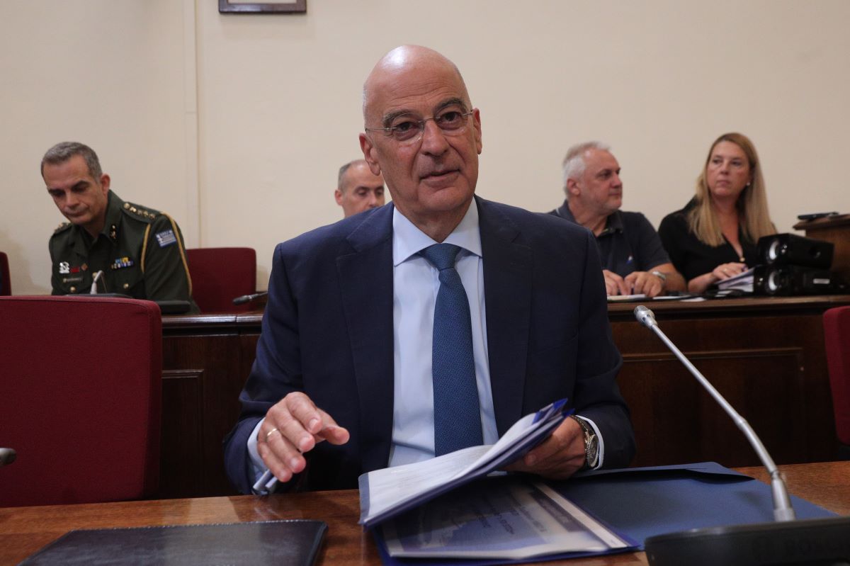 Ο υπουργός Εθνικής Άμυνας Νίκος Δένδιας στην Επιτροπή Εθνικής Άμυνας και Εξωτερικών Υποθέσεων στη Βουλή