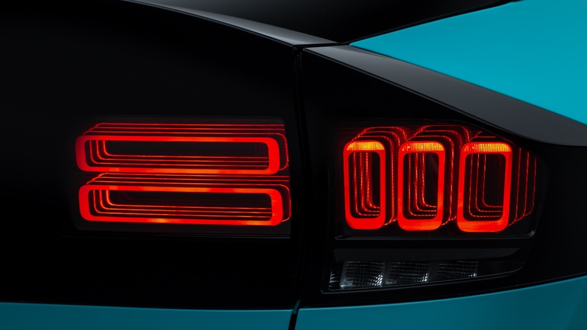 nissan-leaf-2025