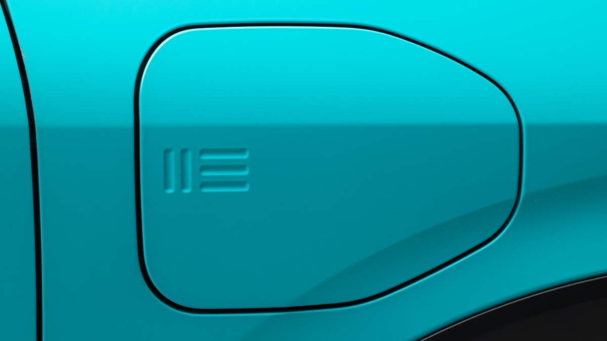 nissan-leaf-2025