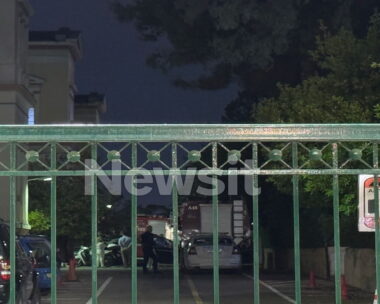 Ισχυρές δυνάμεις πυροσβεστικής και αστυνομίας στο ΕΛΠΙΣ
