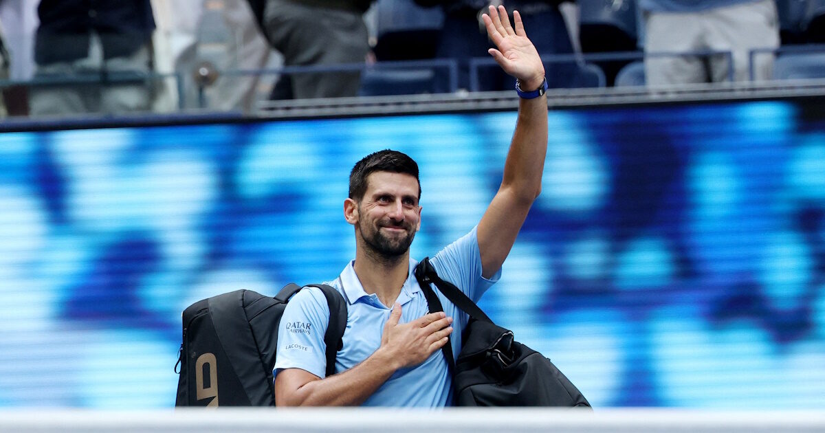 Novak Djokovic settled permanently in Glyfada and does training with his son in Crab