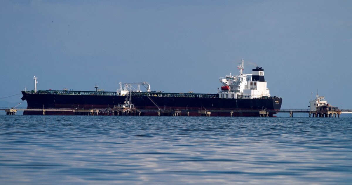 Chevron and Helleniq Energy have submitted an offer for sea areas south of Crete