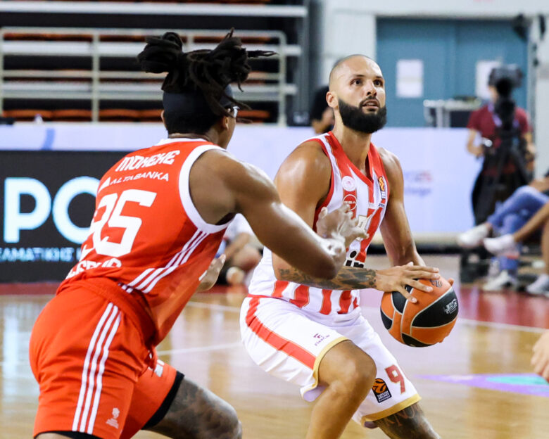 Ολυμπιακός – Ερυθρός Αστέρας 86-83: Οι Πειραιώτες κατέκτησαν το τουρνουά της Κρήτης με ηγέτες Βεζένκοφ και Φουρνιέ