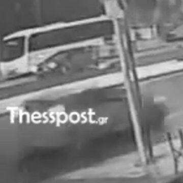 Γυναίκα παρασύρθηκε από αυτοκίνητο