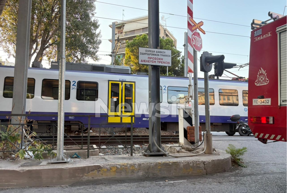Τρένο παρέσυρε πεζό